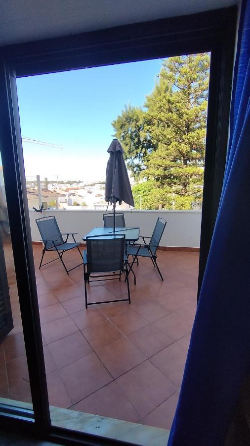 Апартаменты Quarto Com Varanda No Centro Em Тавира Экстерьер фото